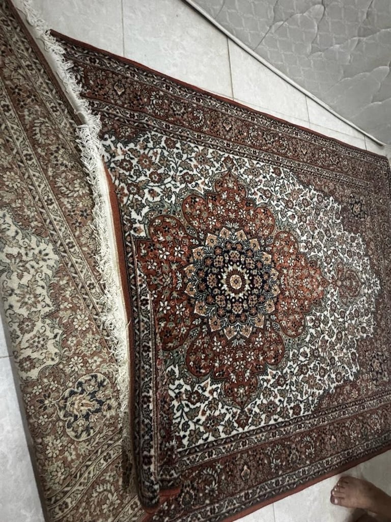 Desenli halı - 3