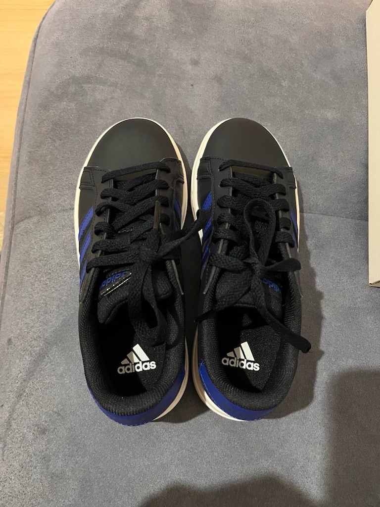 adidas 33.5 numara sıfır ayakkabı - 3