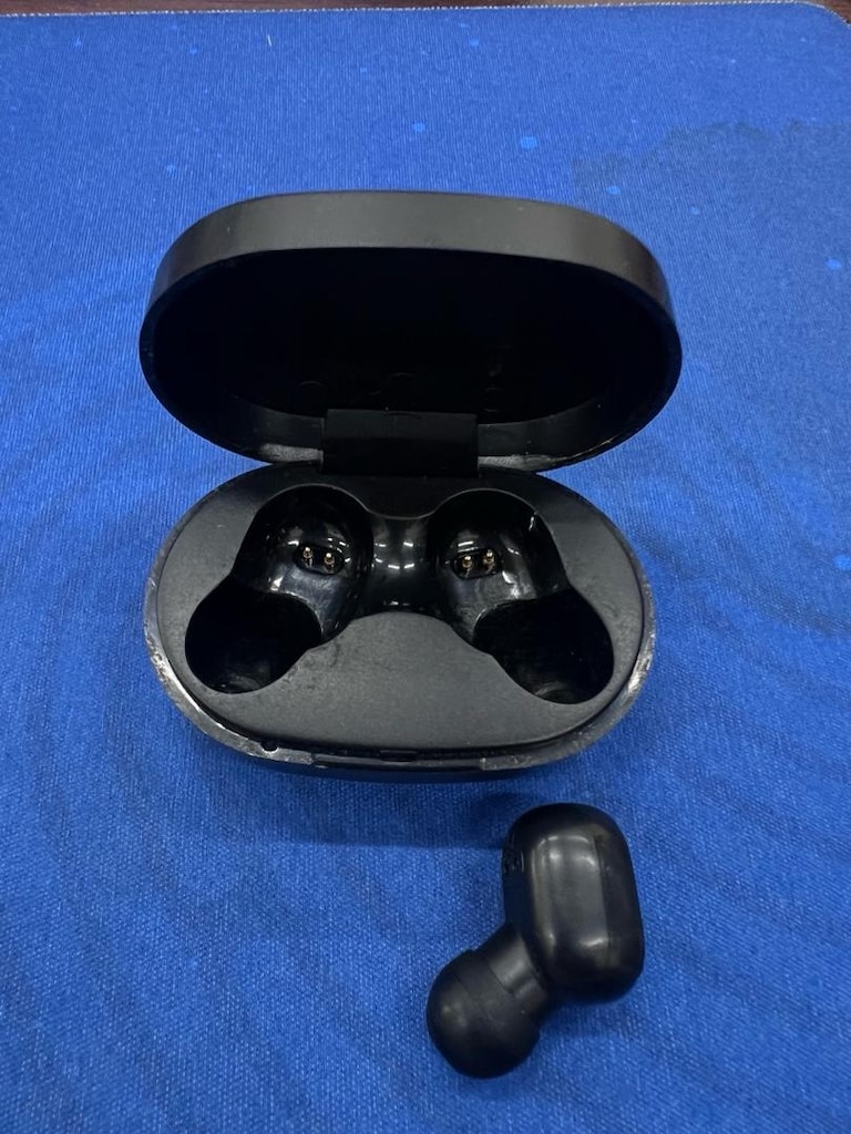 Go Smart GS-TWS-10 TWS Bluetooth Kulaklık SAĞ KULAKLIK VE SARJ KUTUSU - 4