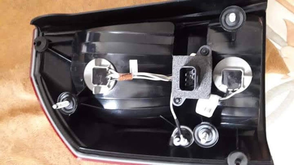 chrysler 300c tek stop lambası Orjinal Mopar Sıfır 300 c - 5