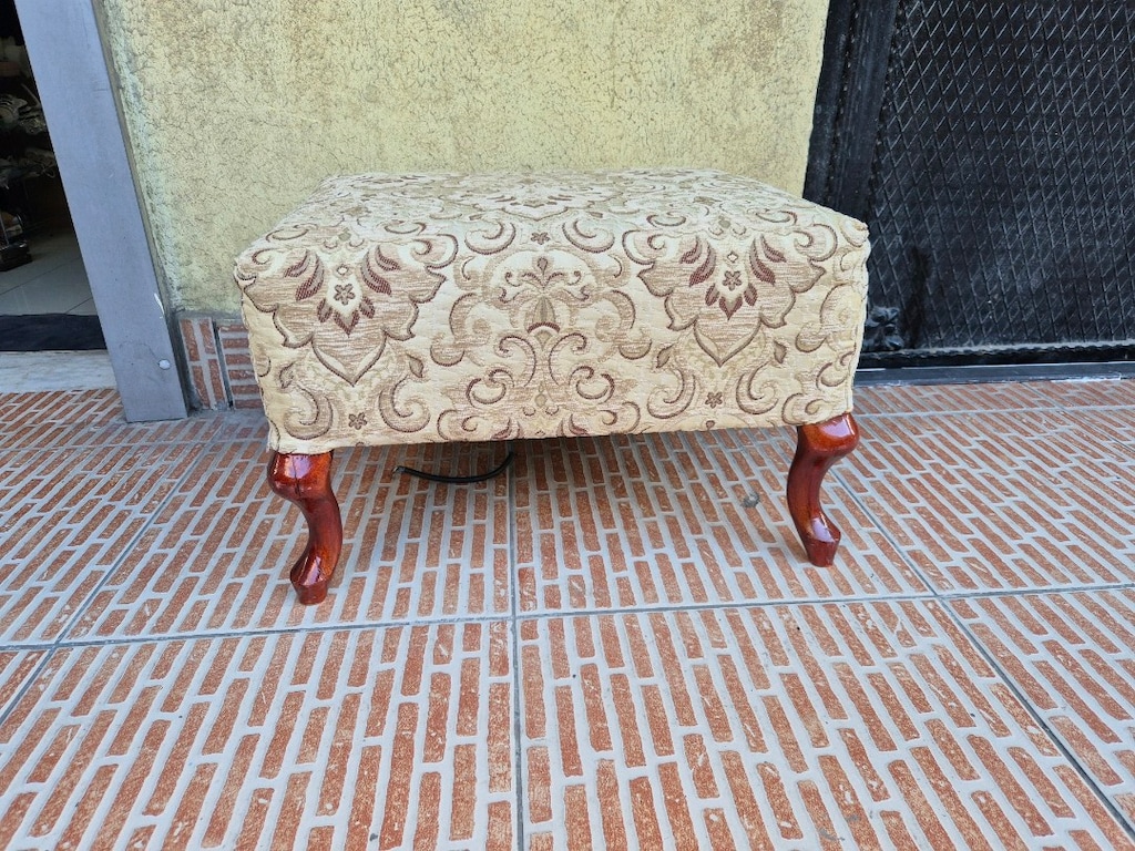Ahşap lükens ayaklı puf - 3