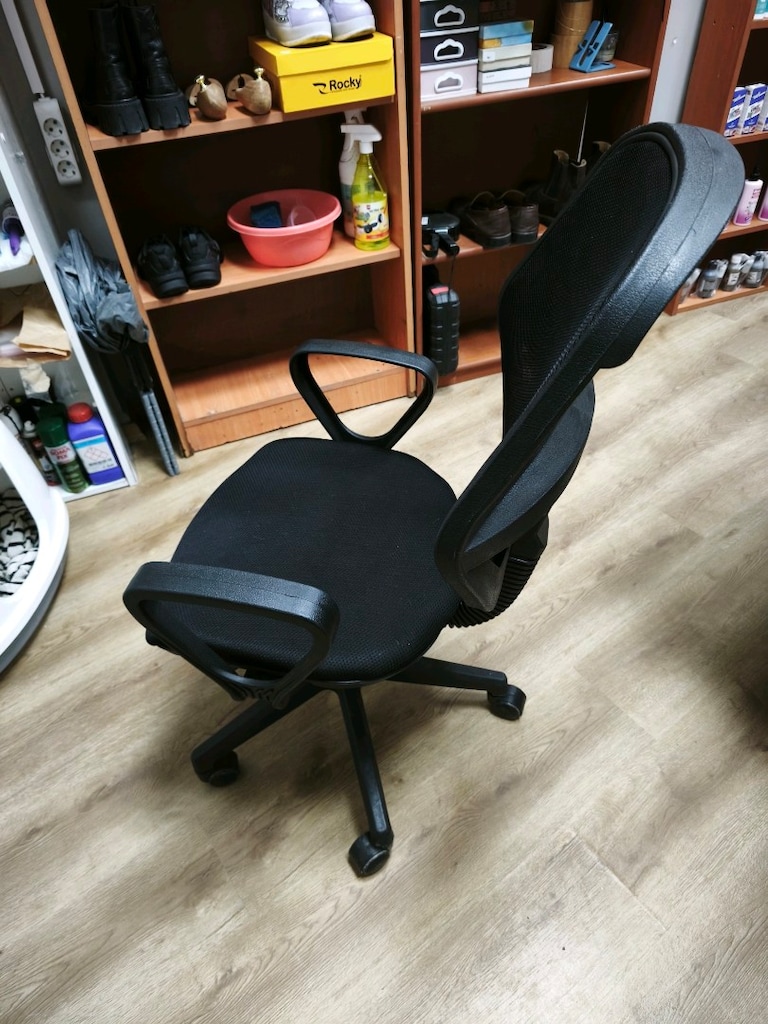 Sıfır gibi Ofis koltuğu 11-12 adet var - 5