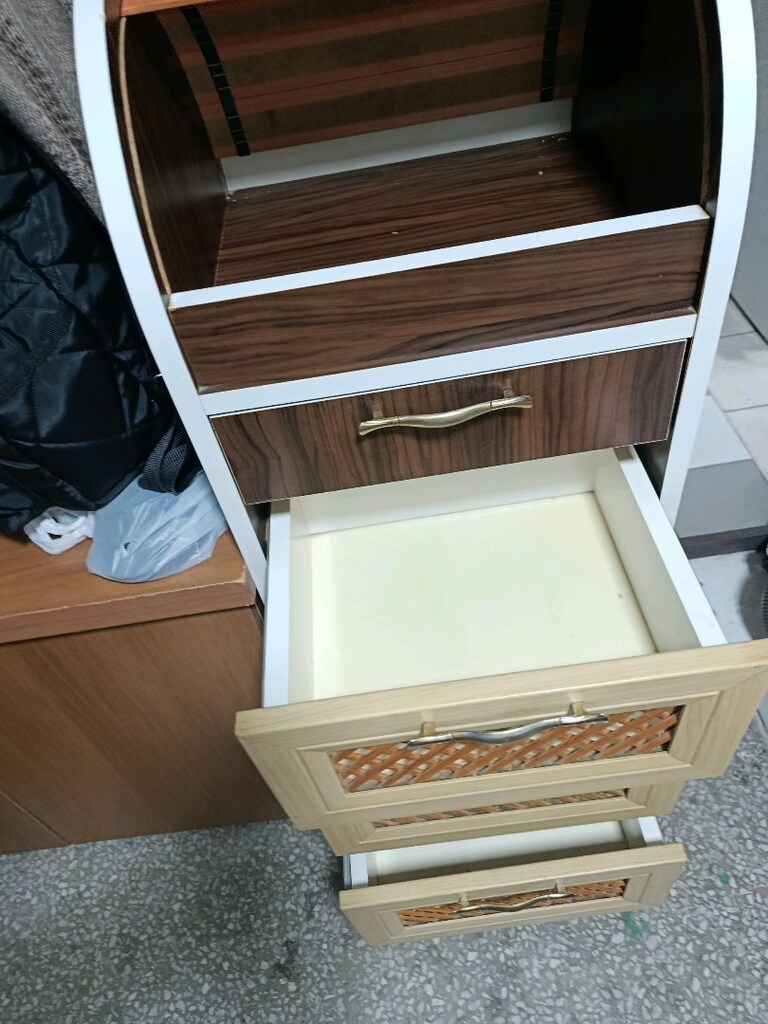 3 çekmeceli 1 kaşıklık ve ekmeklik dolap - 5