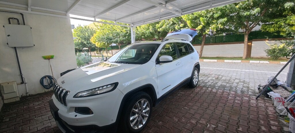 Jeep Cherokee 2015 model 2016 çıkışlı - 12