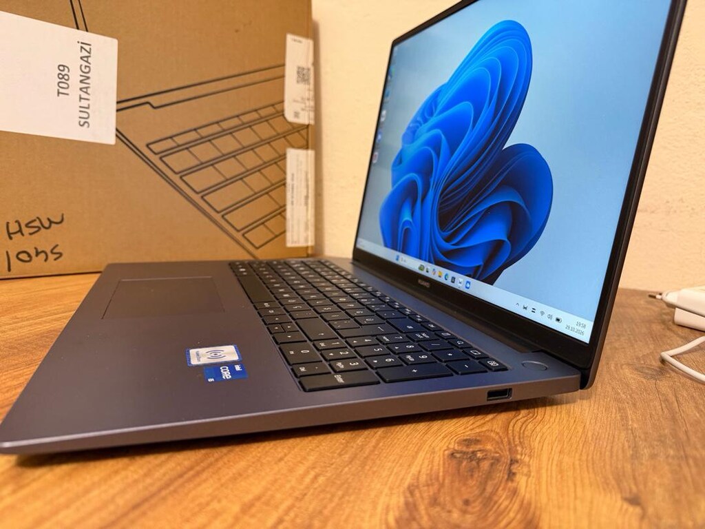 TERTEMİZ HUAWEİ MATEBOOK D16 MCLF-X - 2