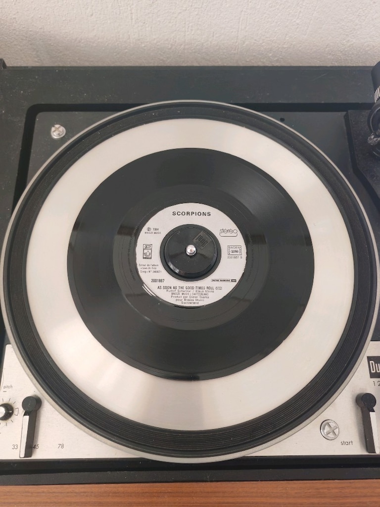 Scorpions & Still Loving You 45 lik - 3