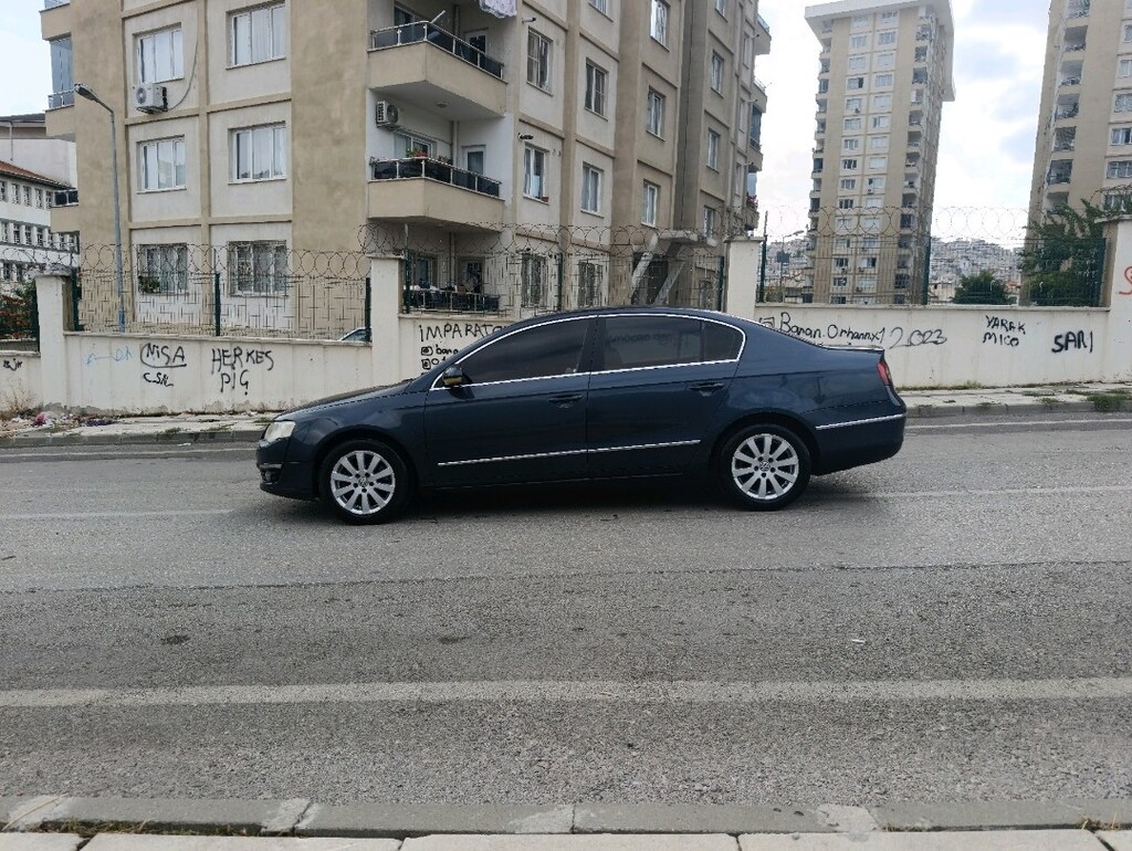 PASSAT B6 - 5