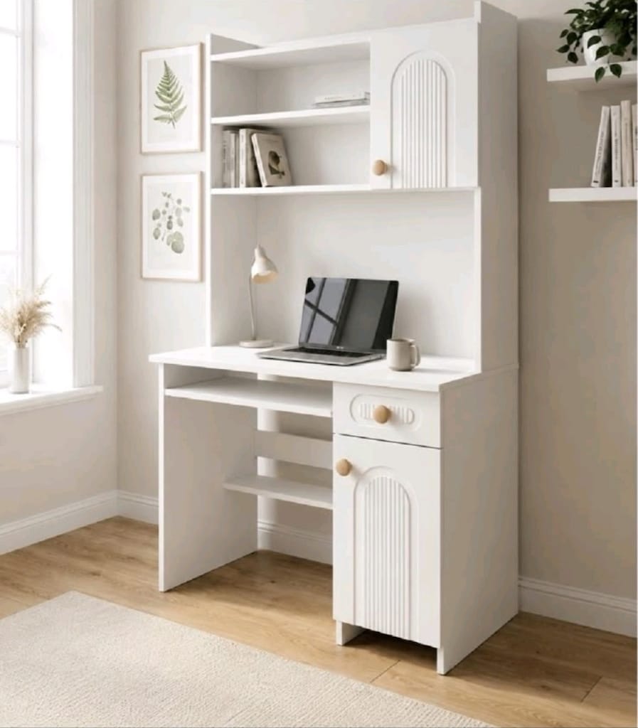 Bohem model bilgisayar çalışma masası - 2