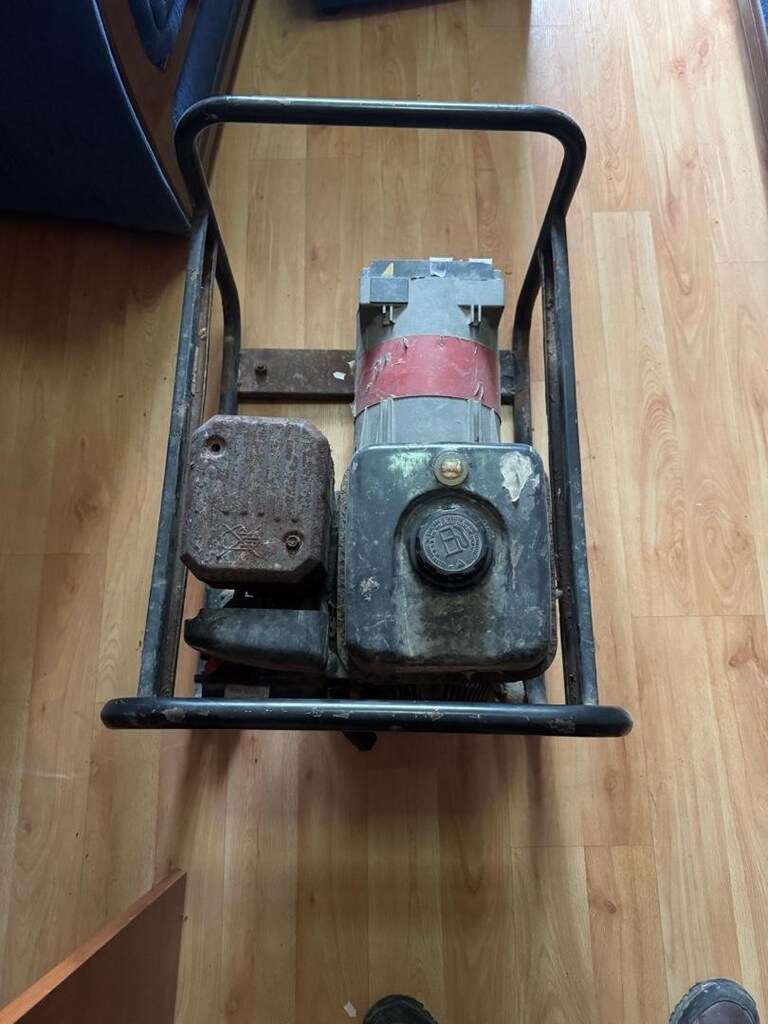 İhlas benzinli jenaratör 2.5 kw - 7