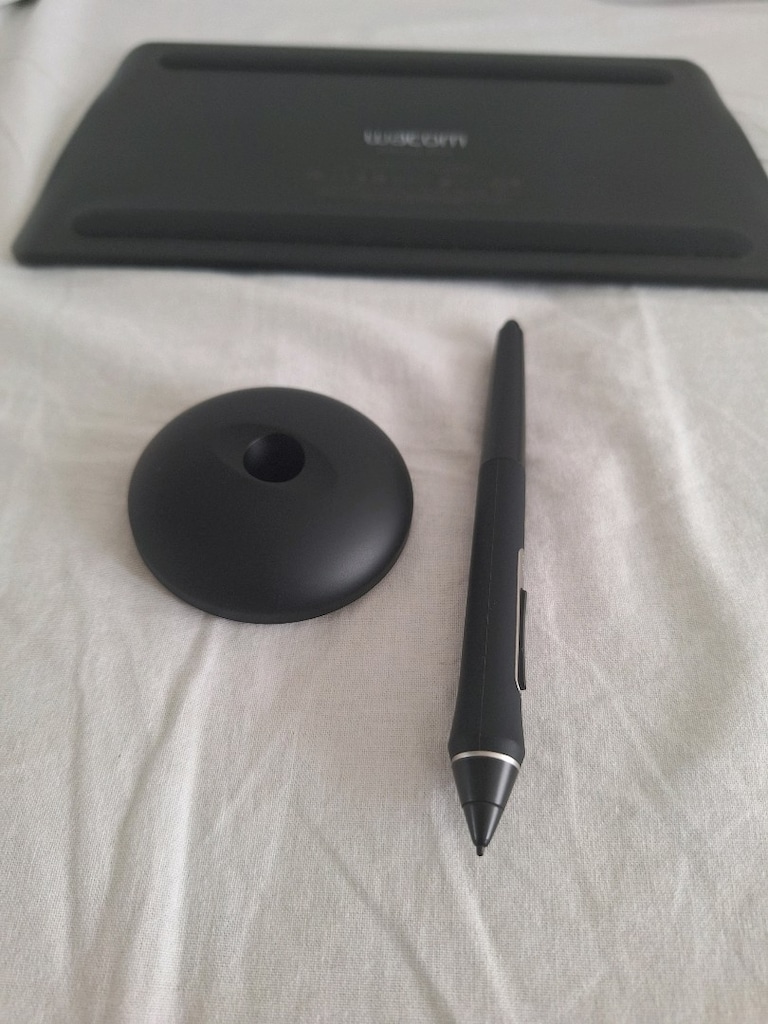 Wacom Intuos Pro Small (PTH-460) Grafik Tablet - Kalem -Çizim Eldiveni - 6