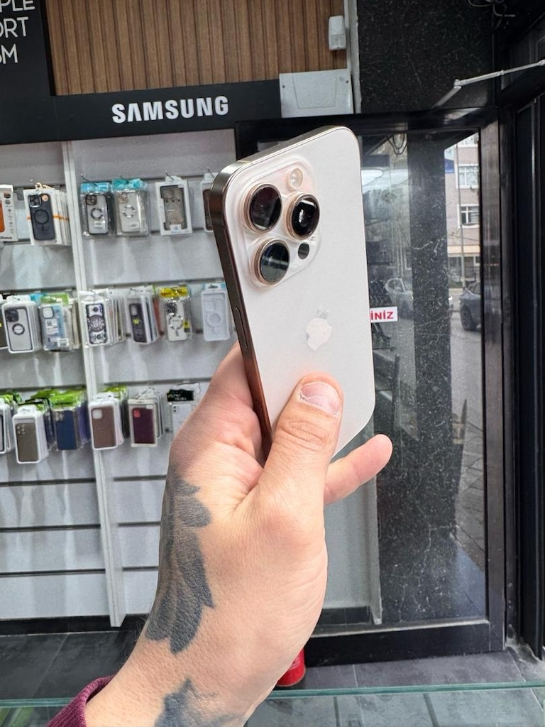 İphone 16 pro çöl YD - 7
