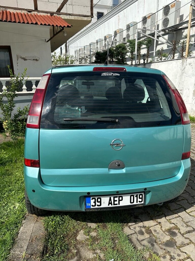 Temiz aile arabası - 9