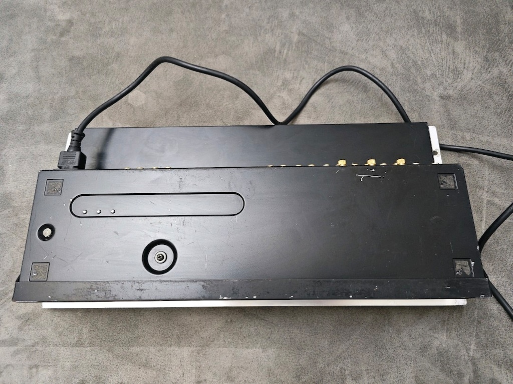 Behringer VMX1000 Professional DJ Mixer – 7 Kanal Profesyonel Mikser - 5