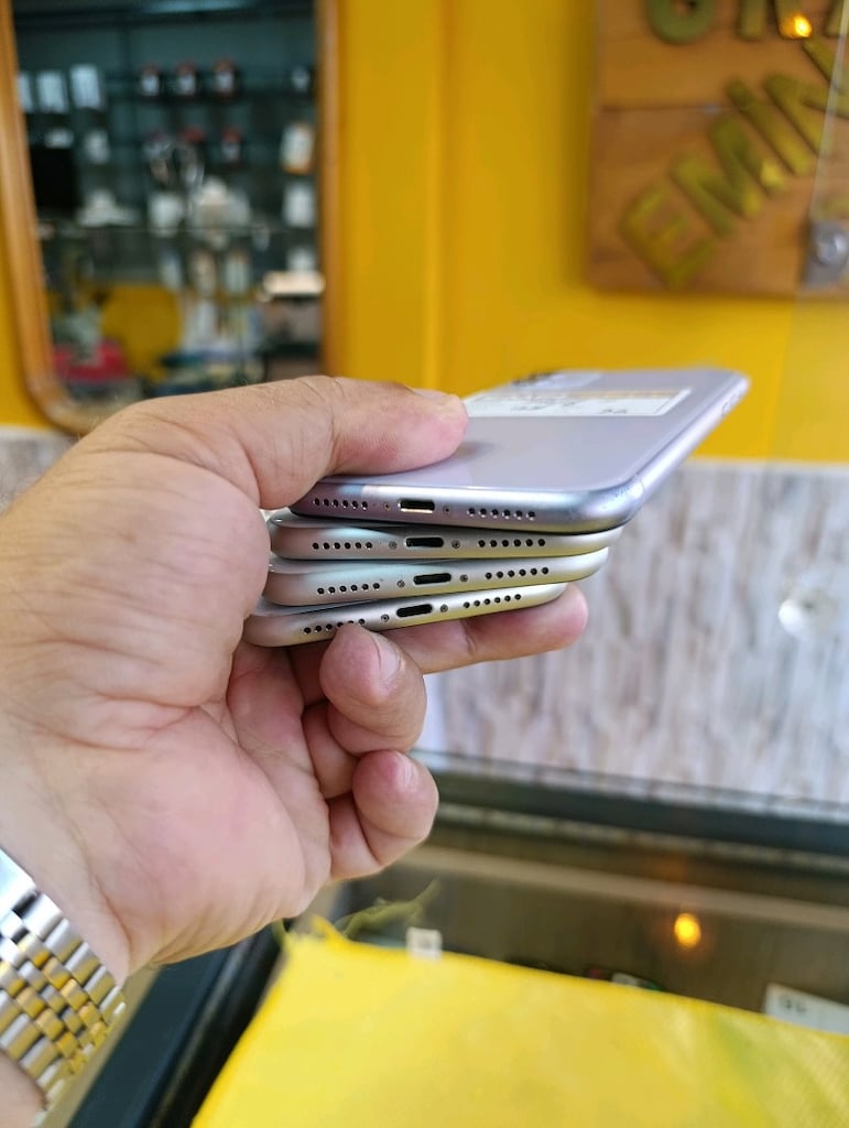 iPhone 11 TR - 2