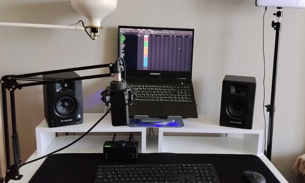 Audient EVO 4 + M-Audio BX3BT Eksiksiz Ev Stüdyosu Seti