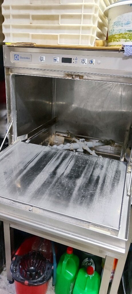 Electrolux Sanayi Tipi Tezgah Altı Bulaşık Makinesi - Temiz ve Çalışır - 2