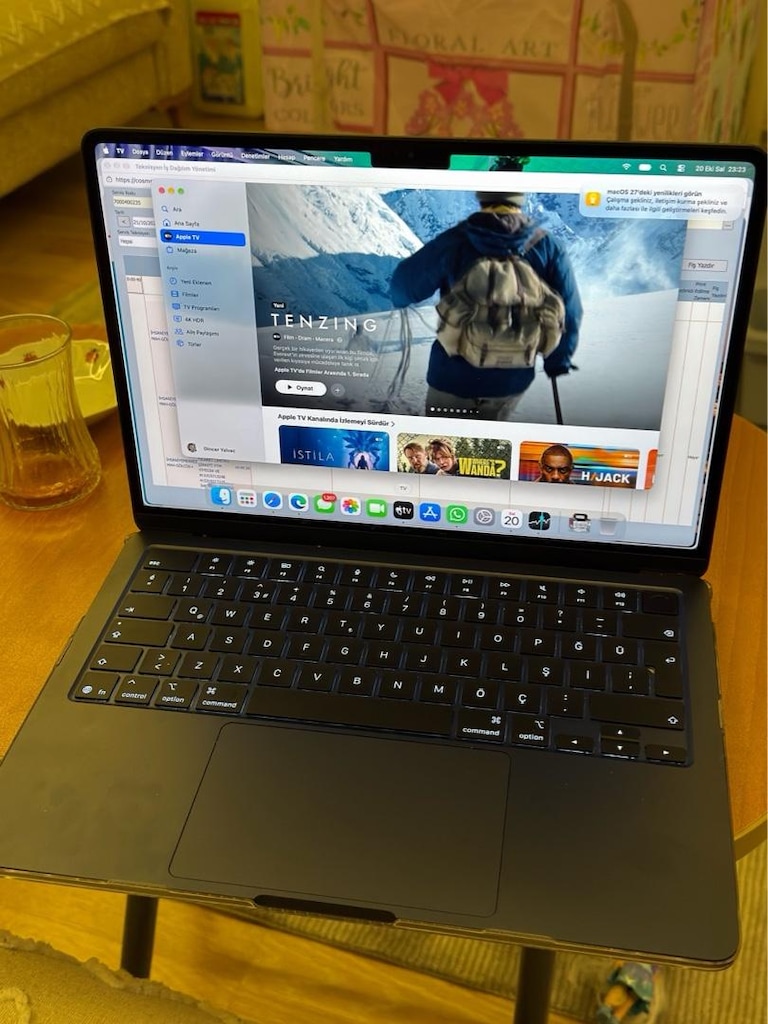 Apple MacBook Air M4 – Çok Temiz / Kılıflı & Kaplamalı / Ekstralı - 3