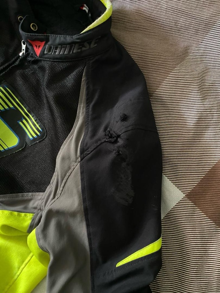 Dainese VR46 Air Black Fluo Yellow Jacket - 3