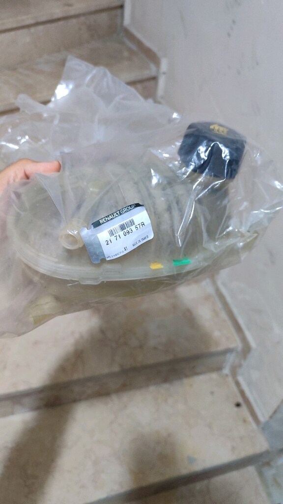 Duster 2 Genleşme kabı Yedek su deposu - 7