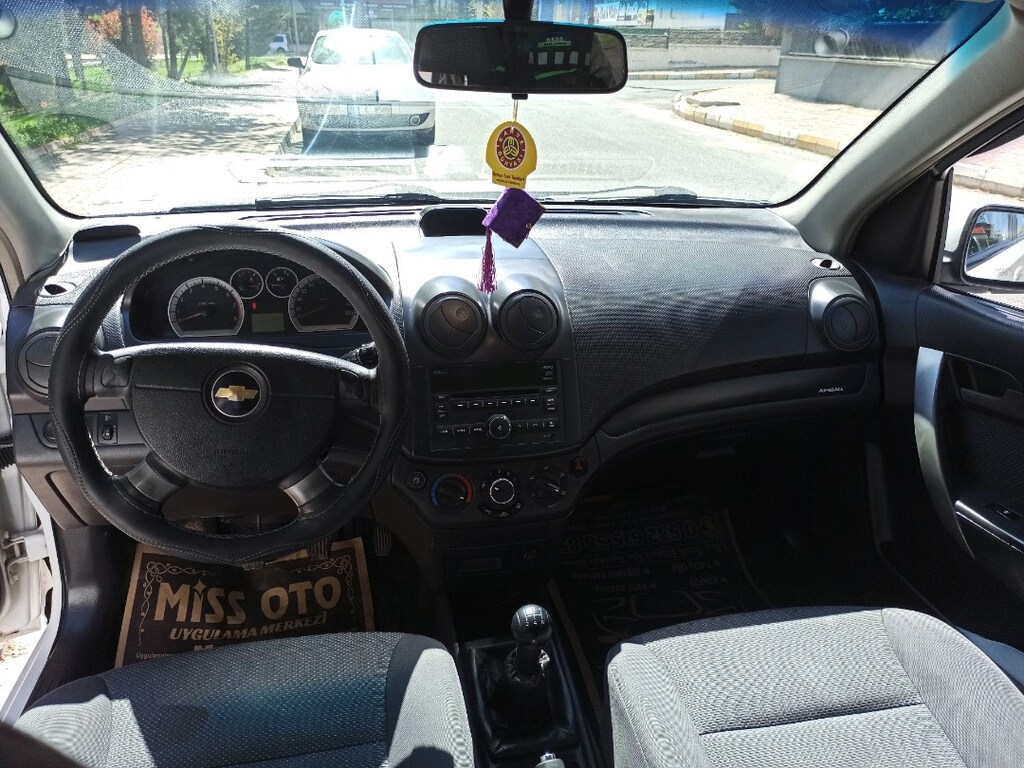 2010 MODEL CHEVROLET AVEO - 2