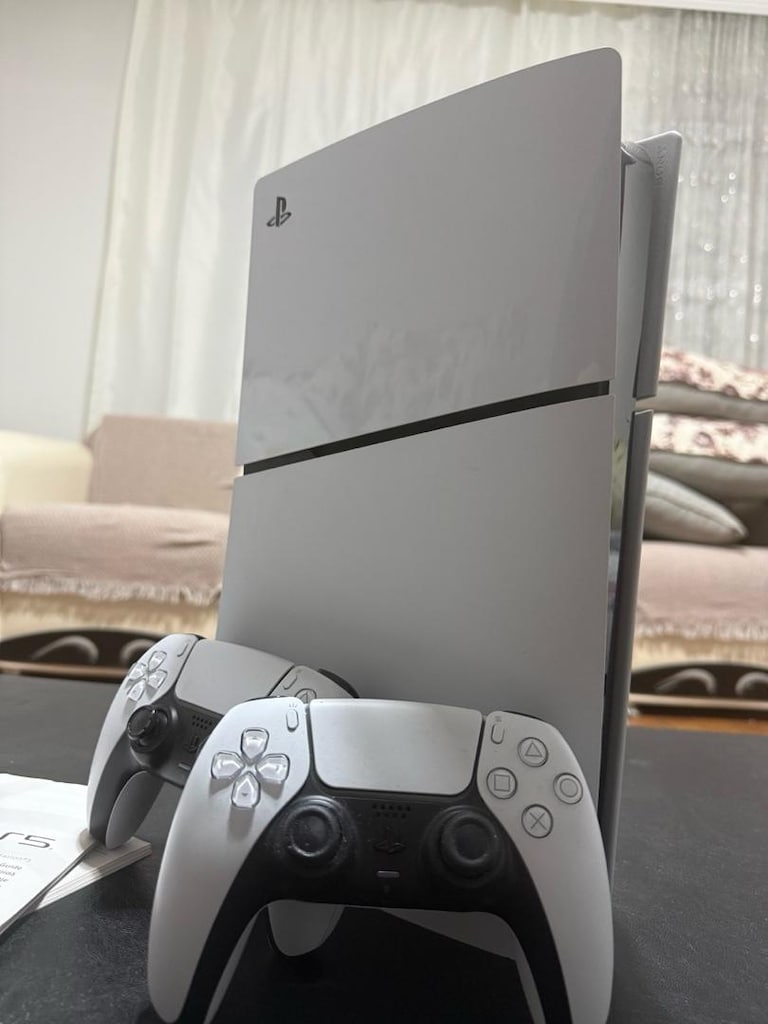 temiz playstation 5 cd ve dijital kasa - 7