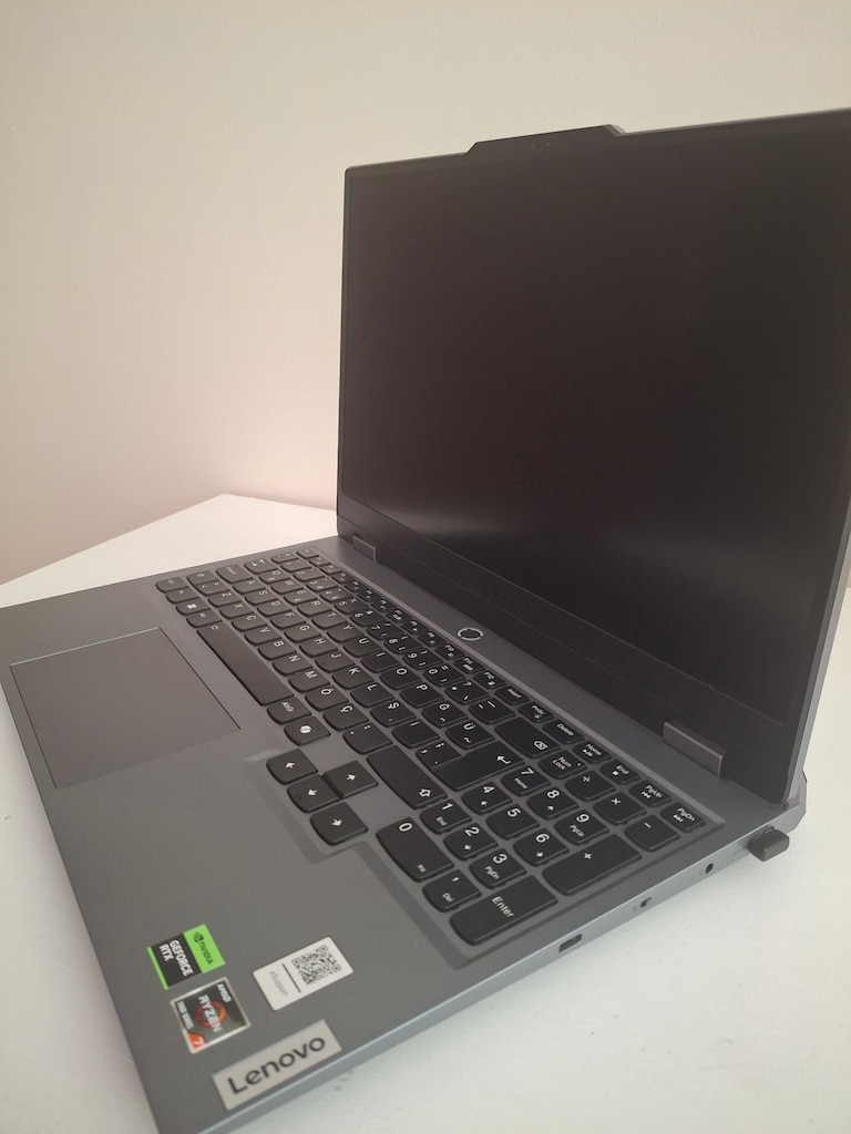 Lenovo LOQ 15ARP9 | RTX 4070 8GB |RYZEN 7 |24GB RAM |1TB SSD GARANTİLİ - 3