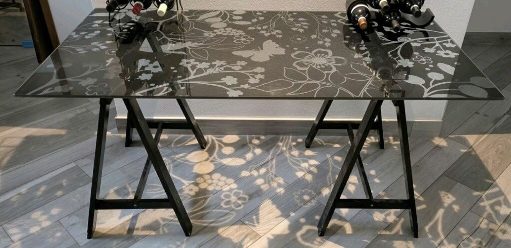 IKEA VIKA GLASHOLM Temperli Cam Masa Üstü (150×80 cm)