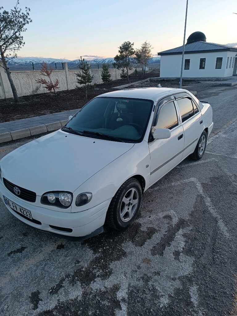 Toyota Corolla 1.6 vvti - 4