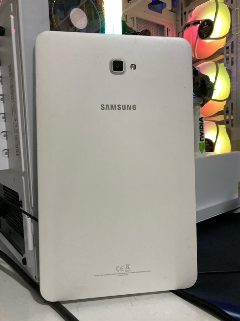 Samsung Galaxy Tablet - 2