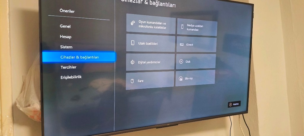 XBOX ONE S 4K..BLURAY. TEK KOL..+ OYUNLAR. SORUNSUZ TEMİZ. TAKAS Lİ - 9