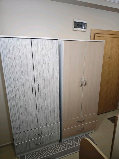 2 Kapılı Giysi Dolabı