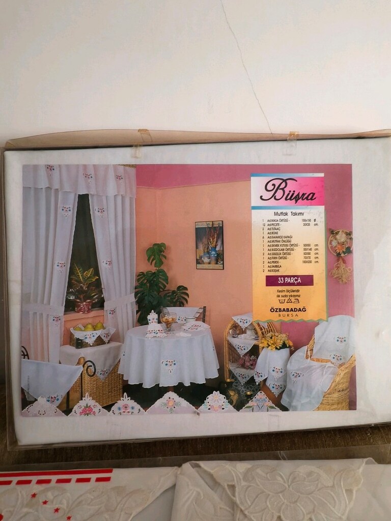 Sıfır Kutusunda Vintage İşlemeli 33 Parça Çeyizlik Mutfak Takımı” - 3