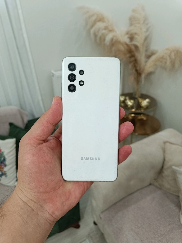 SAMSUNG A32...6ram/128gb - 3