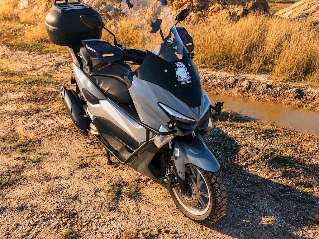 2025 REVOLT RSX4 – 6.100 KM – ÇİZİKSİZ, FULL EKSTRALI, MASRAFSIZ - 4
