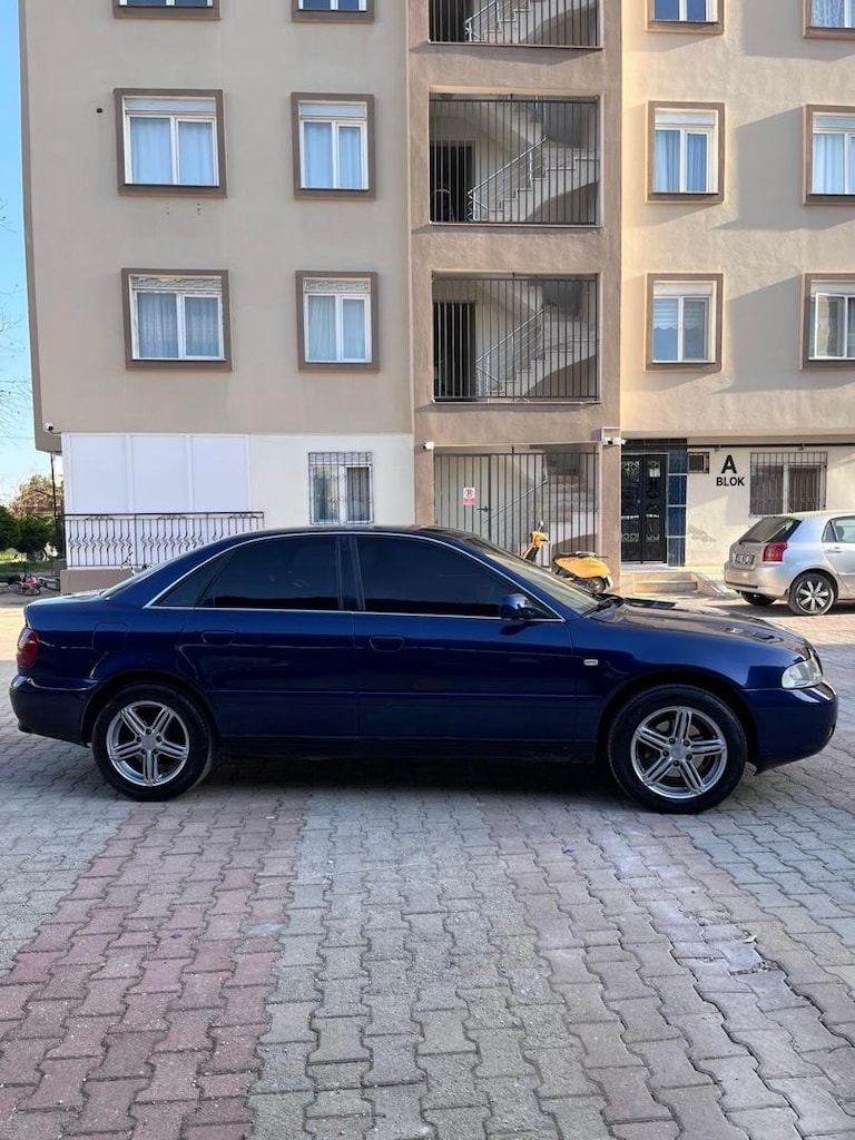 Değişensiz Audi A4 2001 Manuel - 3