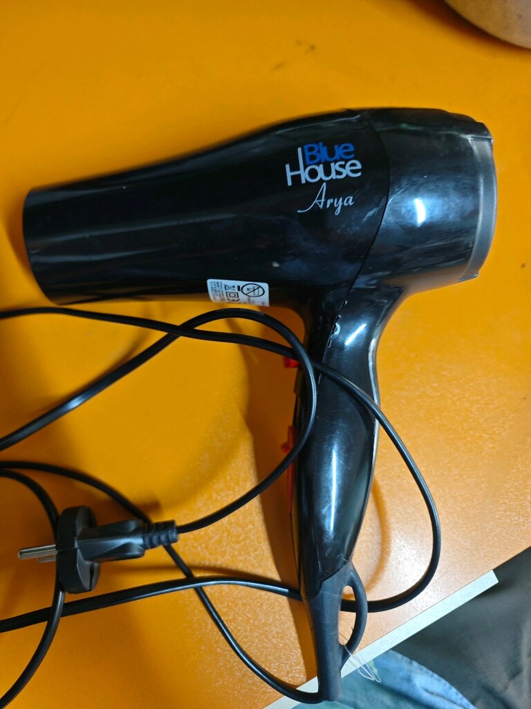 saç kurutma makinesi blau hause sağlam calisiyor - 7