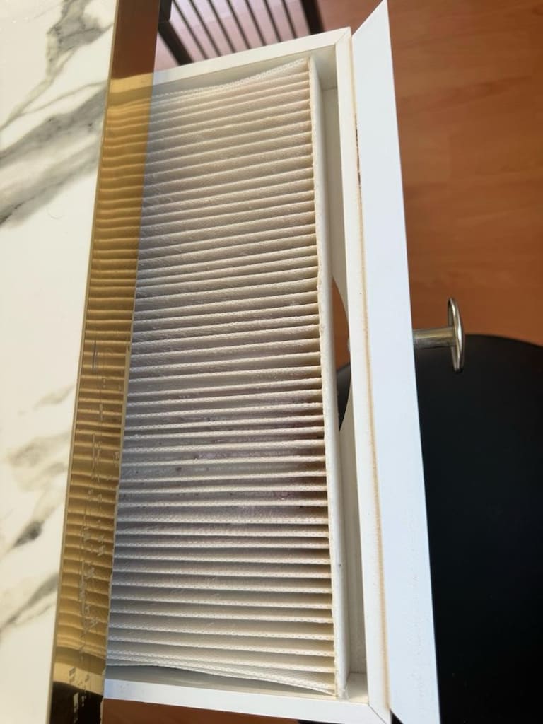Çalışır Vaziyette Tırnak Masası ve Takımı - 3