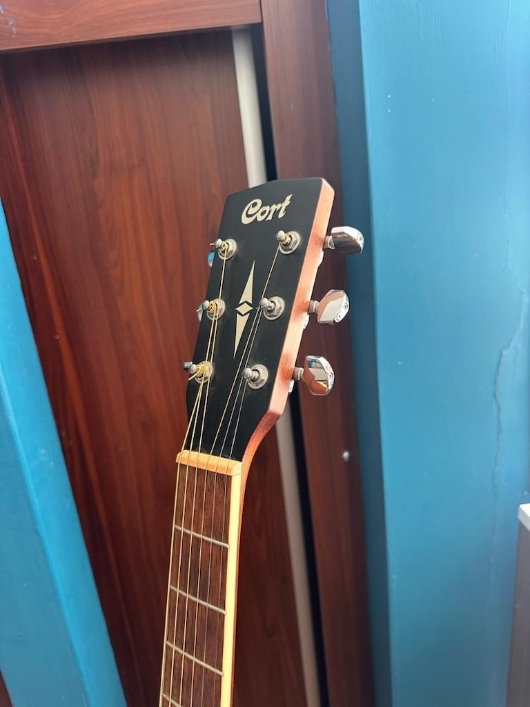 Cort Ad880NS sıfır gibi - 3