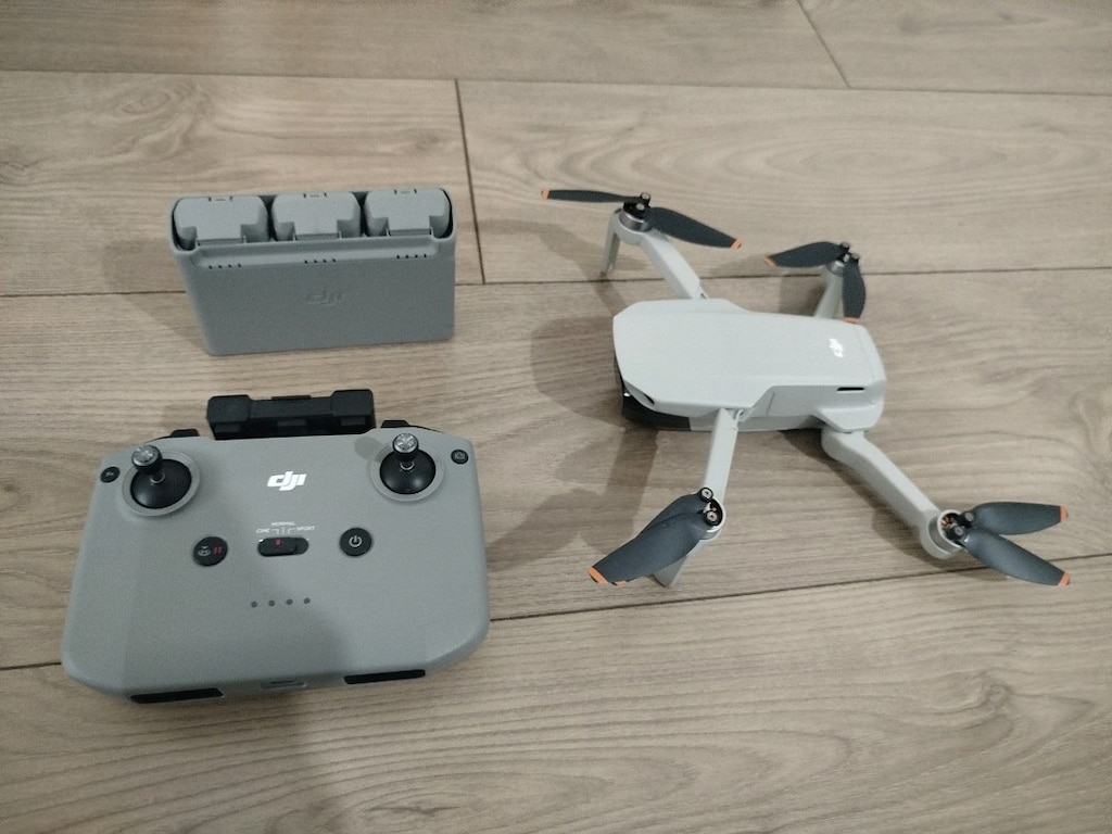 DJI Mini 2 SE Drone - 3