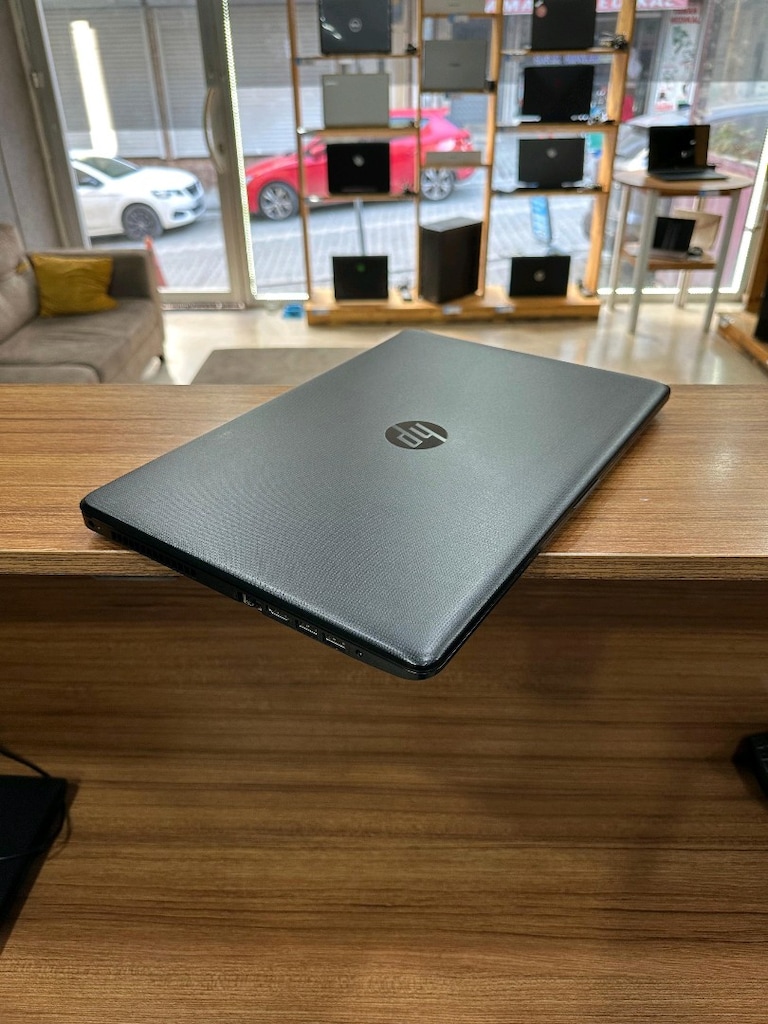 HP Laptop A9 9420 Nesil işlemci 8 GB RAM 256 GB SSD 15.6 " - 6