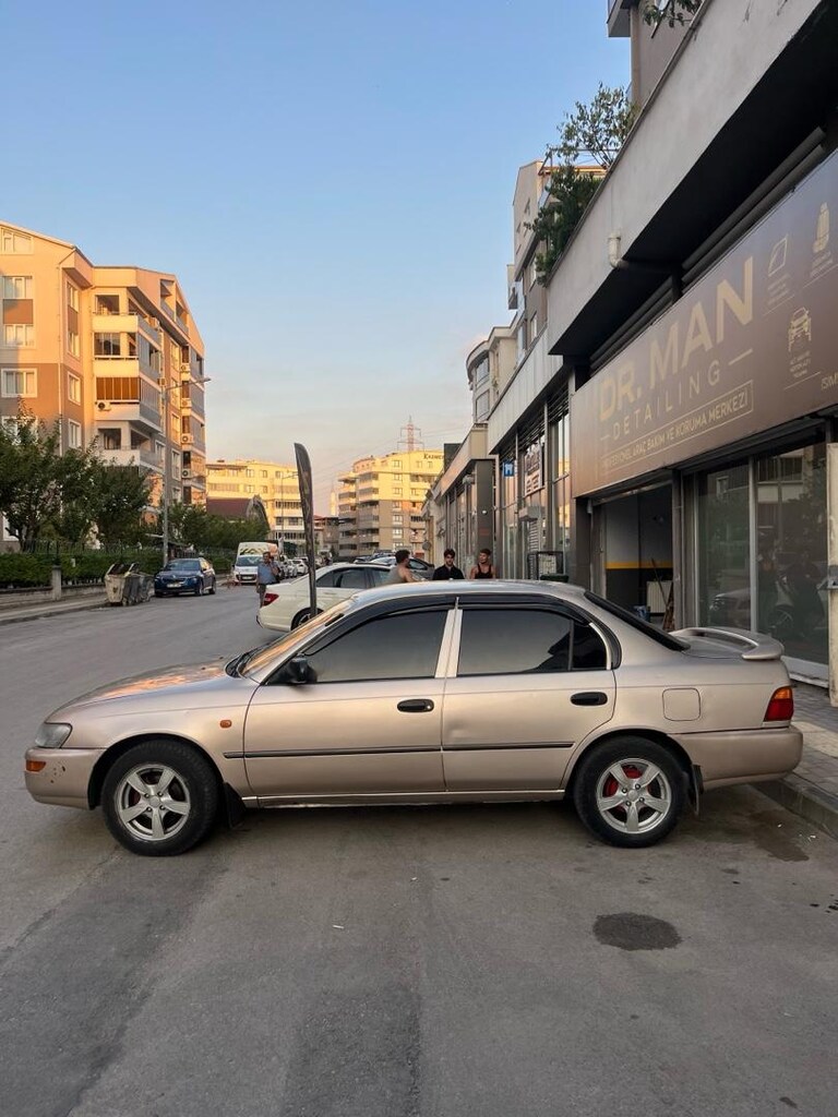 Değişensiz Corolla 98 model 1.3 - 5