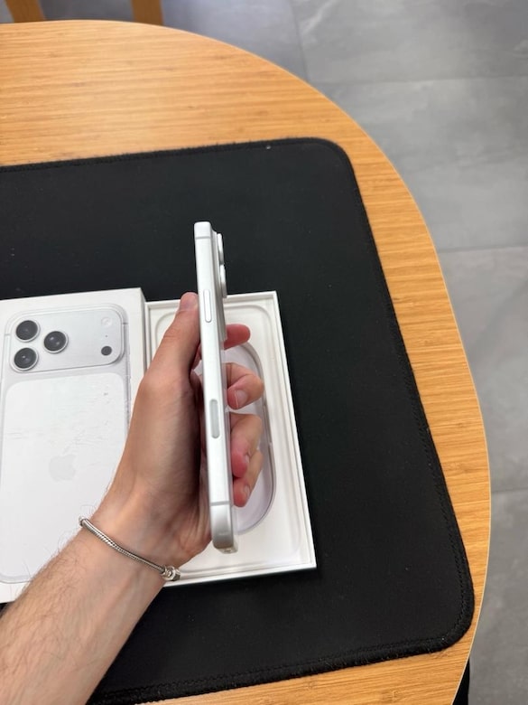 İphone 17 Pro Max 256 Gb Beyaz 14 Ay Açık Pil %100 - 3