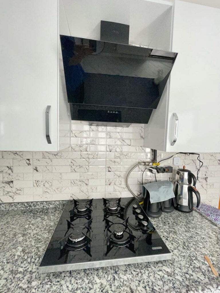 siyah cam davlumbaz ve siyah cam set üstü ocak - 2