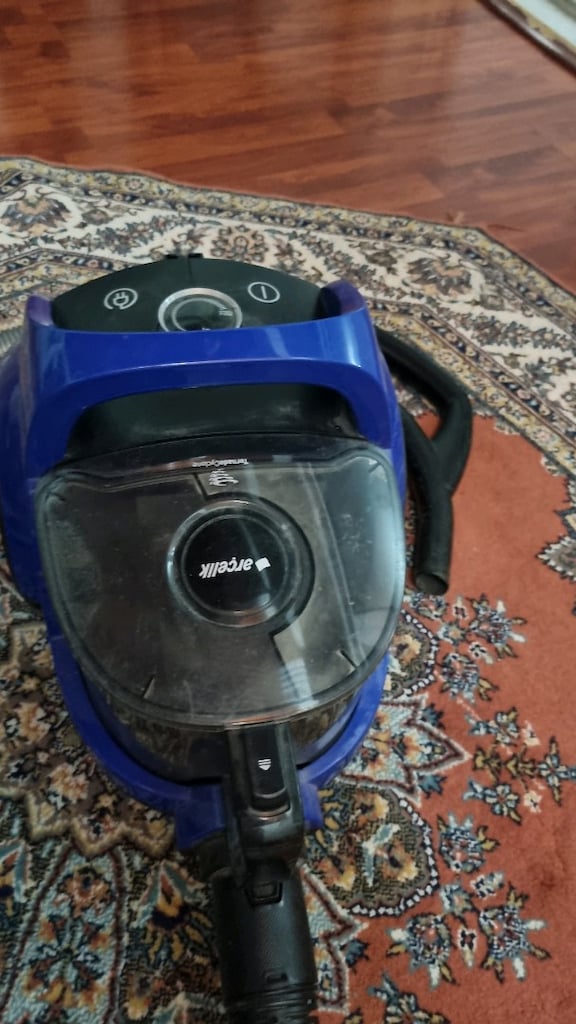 Arçelik Elektrikli Süpürge Torbasız - 2