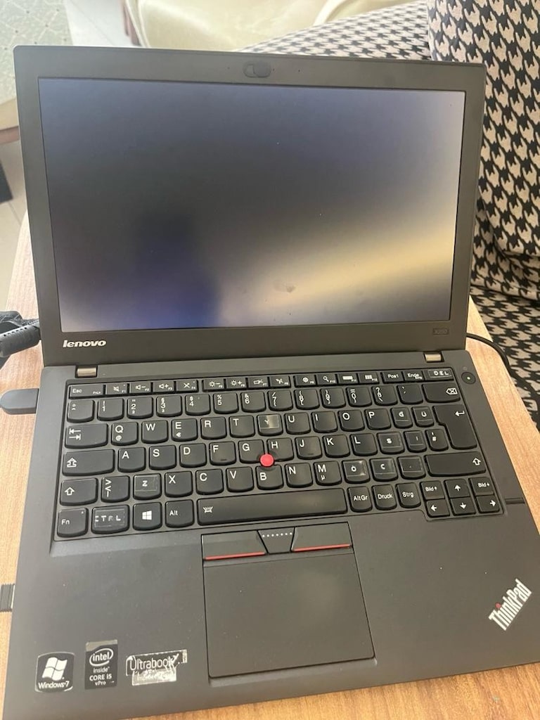Sorunsuz Lenovo ThinkPad T550 i5 8GB RAM Laptop - 5
