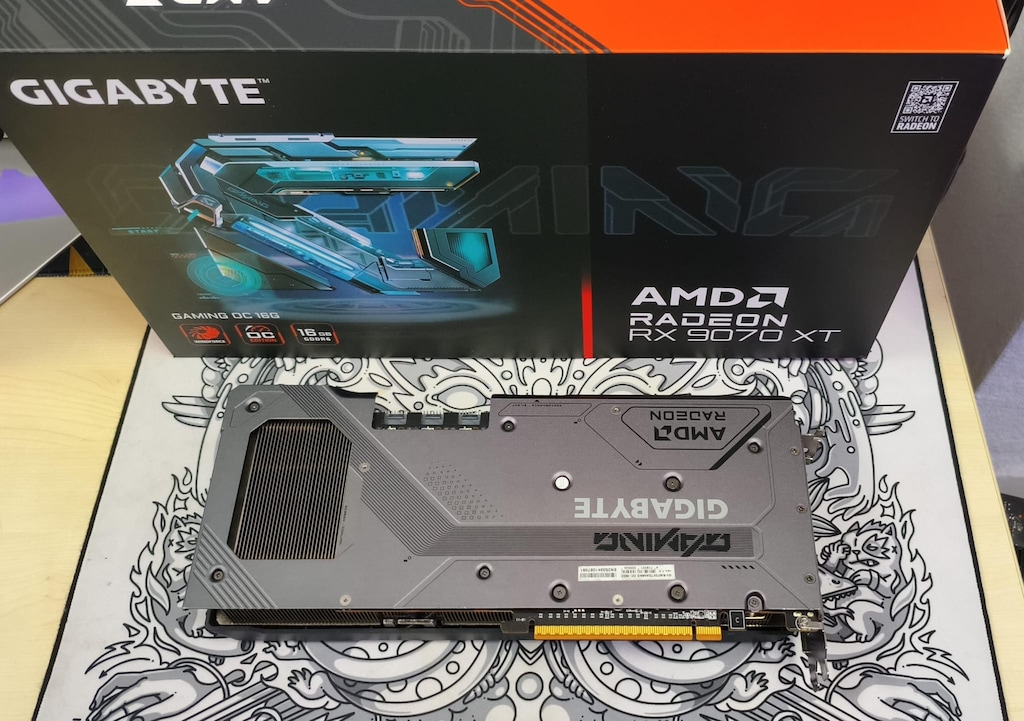 Gigabyte RX 9070 XT Gaming OC 16GB (FurMark 53) - 3