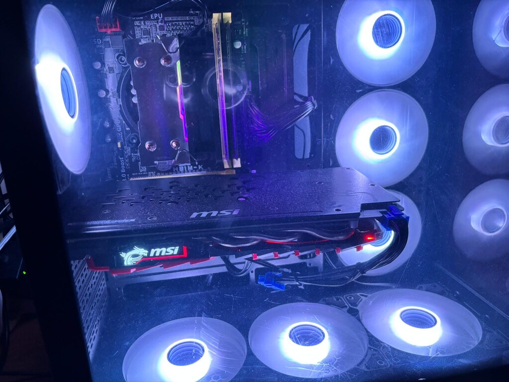 MSI GTX 1060 Gaming X 6G 6GB GDDR5 (192-bit) - 4