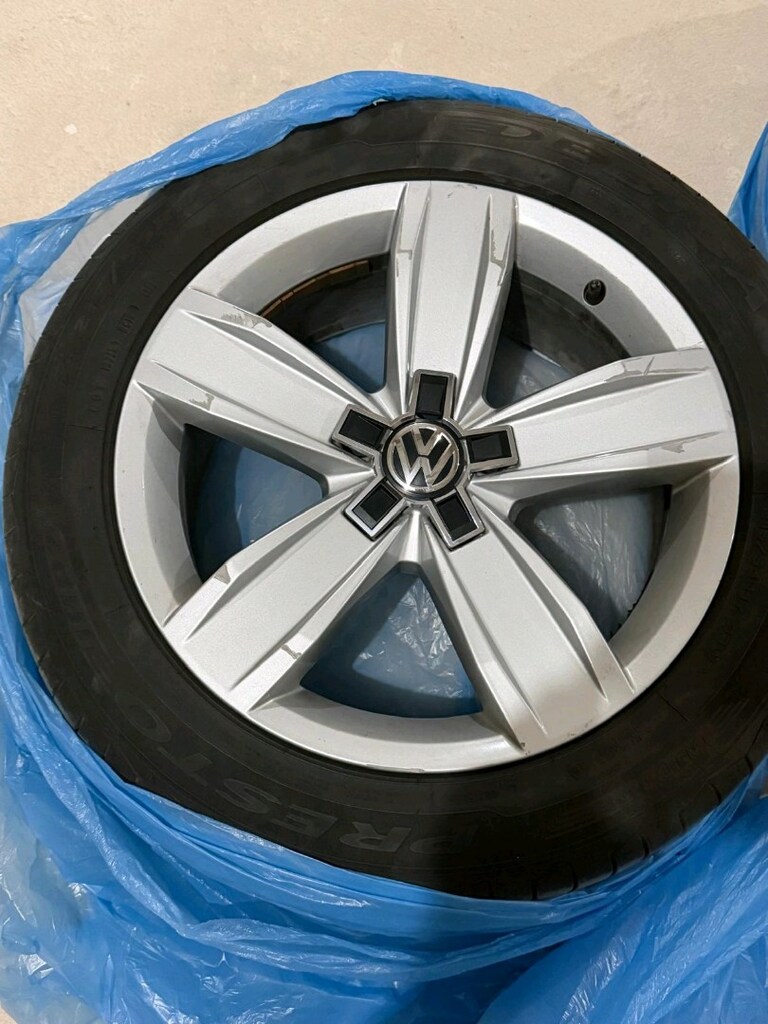 215 55 17 orjinal passat 5x112 jant lastik takas yok - 3