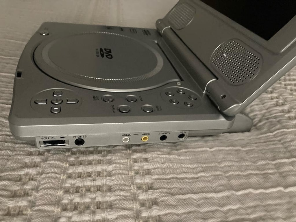 DVD play - 5