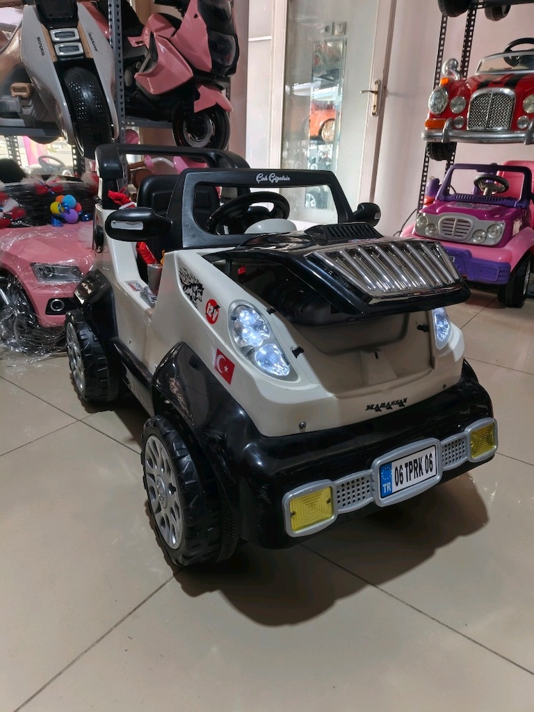 (AnkaCar çocuk oto galeri)2 MOTOR TURBO GÜÇLÜ KUMANDALI AKÜLÜ ARABA - 7
